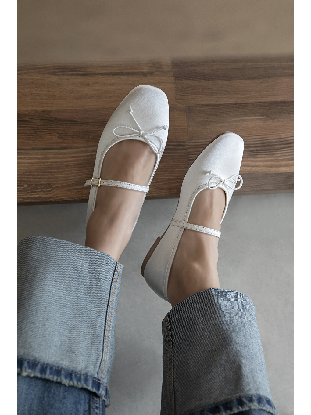 Bej Maxy Kadın Fiyonk Detay Saten Babet Sedef-1