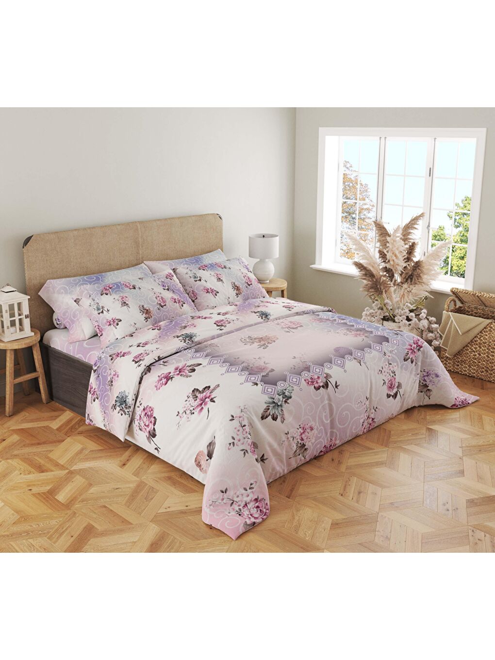 Karışık Baskılı,Desenli Çift Kişilik Nevresim Takımı (ÇARŞAFSIZ) 200x220 cm-1