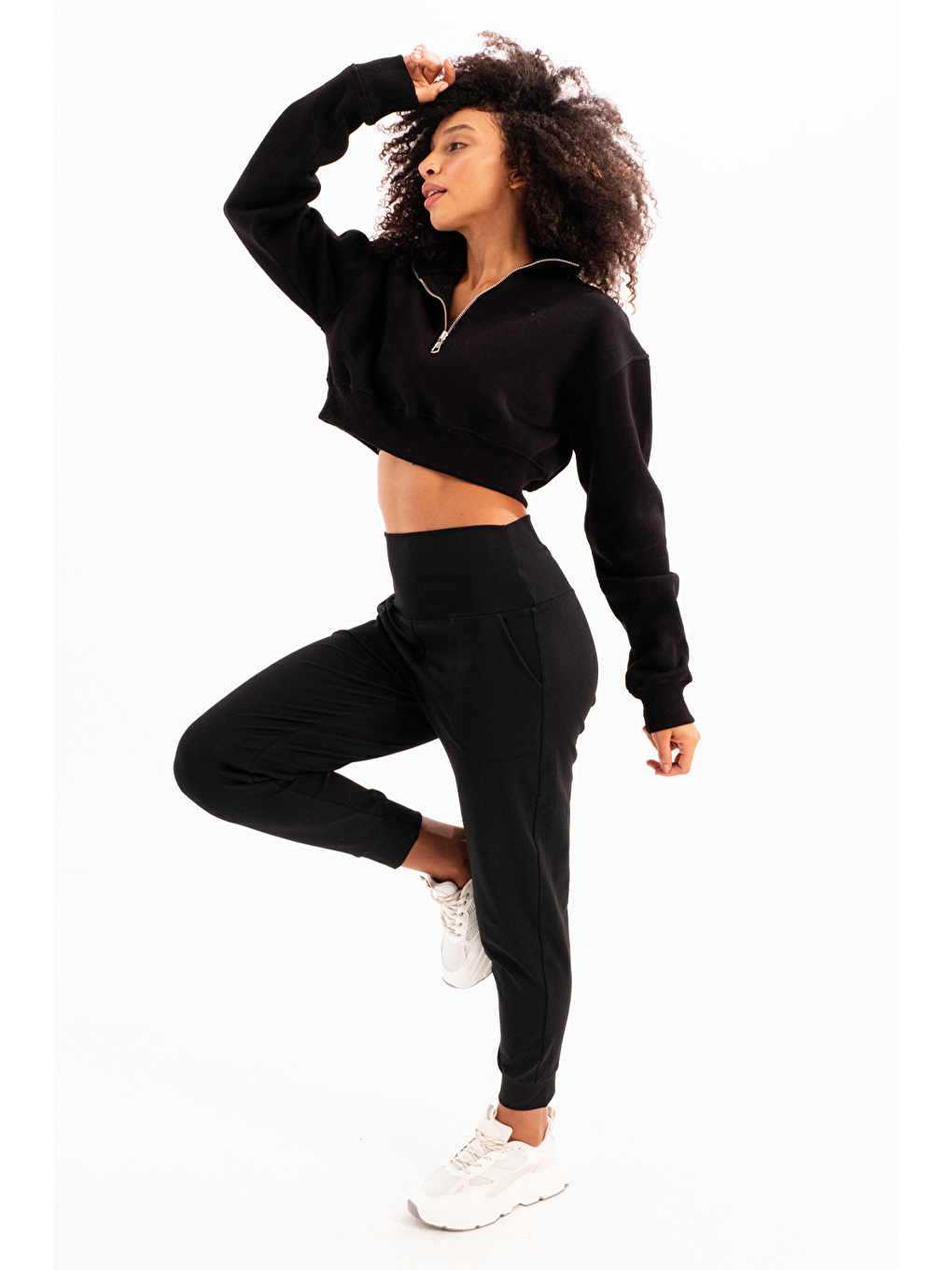 Crop Dik Yaka Yarı Fermuarlı Şardonlu Kadın Sweatshirt Vibe Siyah-1