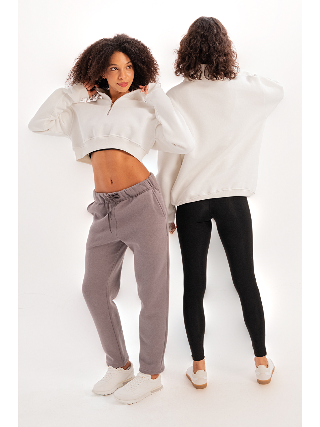 Crop Dik Yaka Yarı Fermuarlı Şardonlu Kadın Sweatshirt Vibe Ekru-3