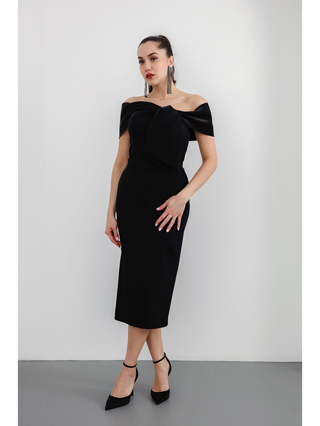 Kadın Siyah Yaka Detaylı Söz Nişan Nikah Abiye Elbise-2