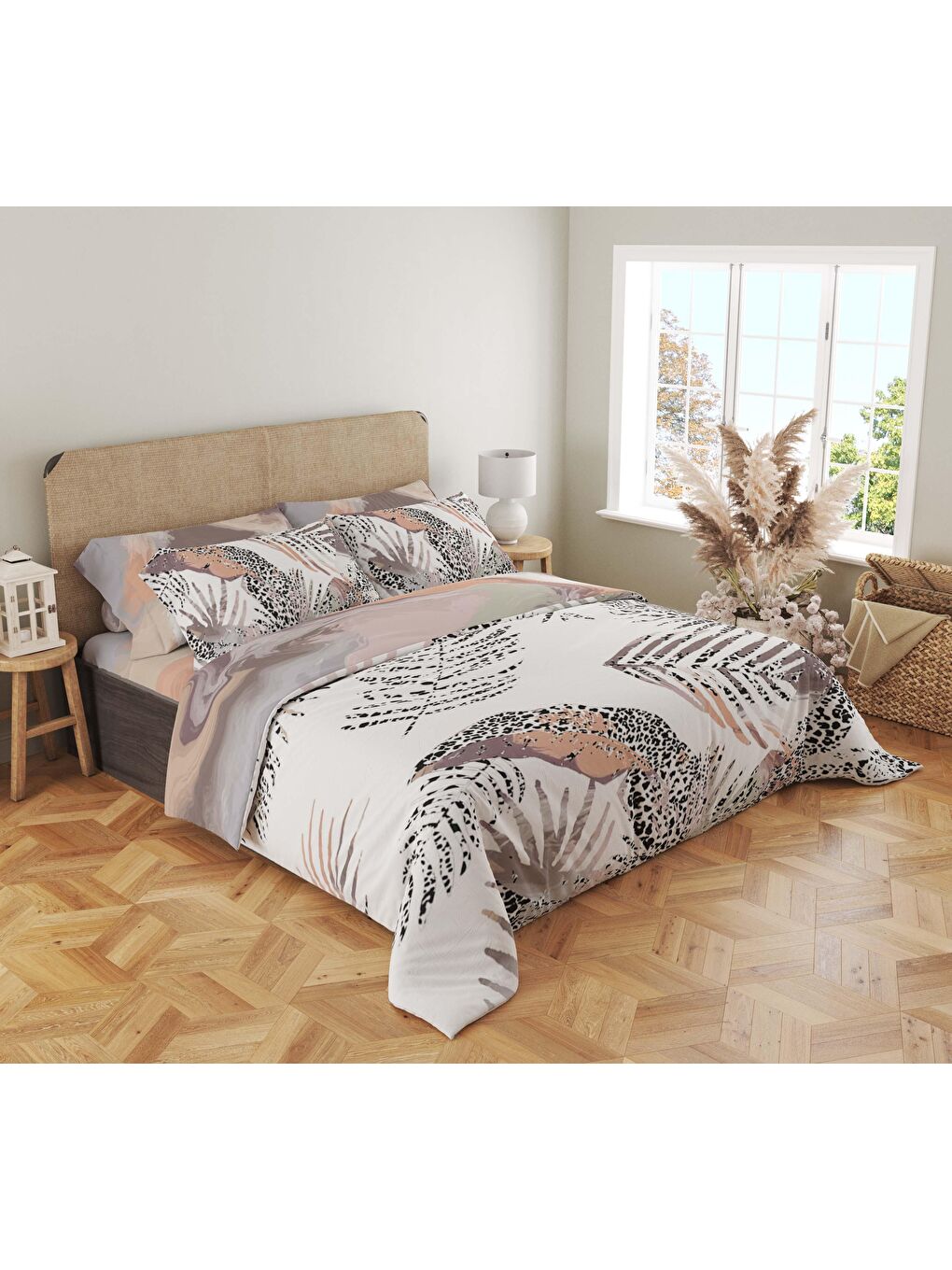 Karışık Baskılı,Desenli Çift Kişilik Nevresim Takımı (ÇARŞAFSIZ) 200x220 cm-1