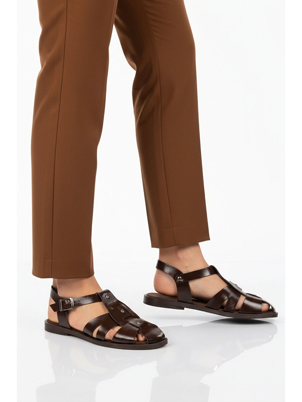 Kahverengi Kahve Hafif İnce Taban Kadın Sandalet 335335 Z