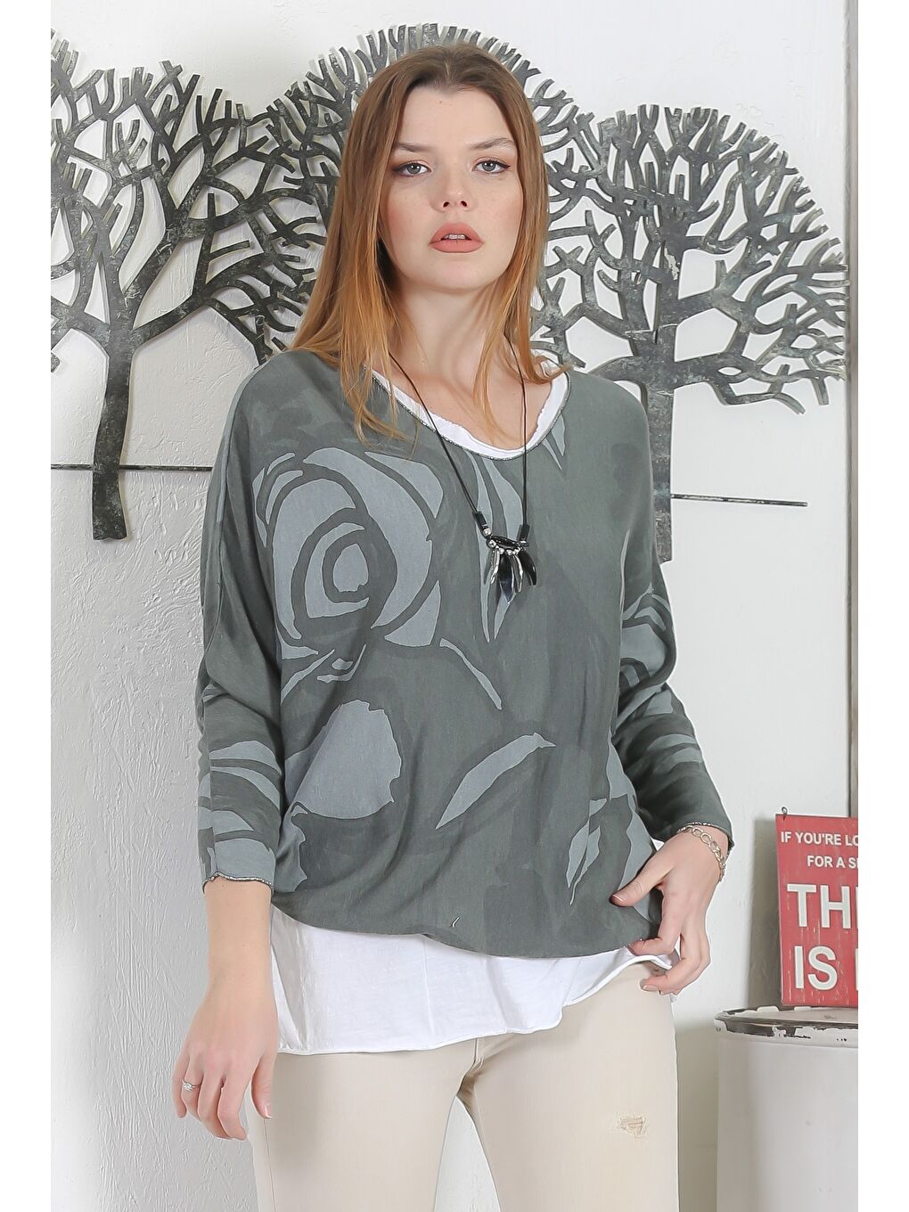 İtalyan Üçlü Set Haki V Yaka Yarasa Kol Yaka Ve Etek Ucu Lurex İpli Kolyeli Ve İçi Basic Triko Bluz-1