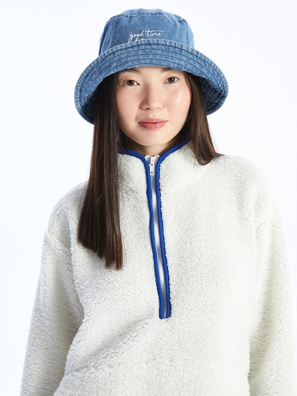 Kadın Beyaz Peluş Sweatshirt-2