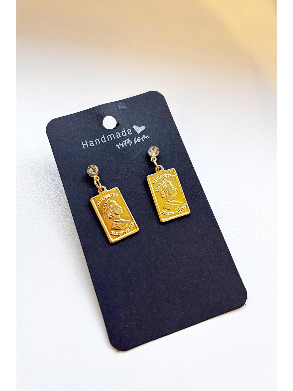 Sarı Elizabeth Madalyon Gold Sallantılı Küpe-1