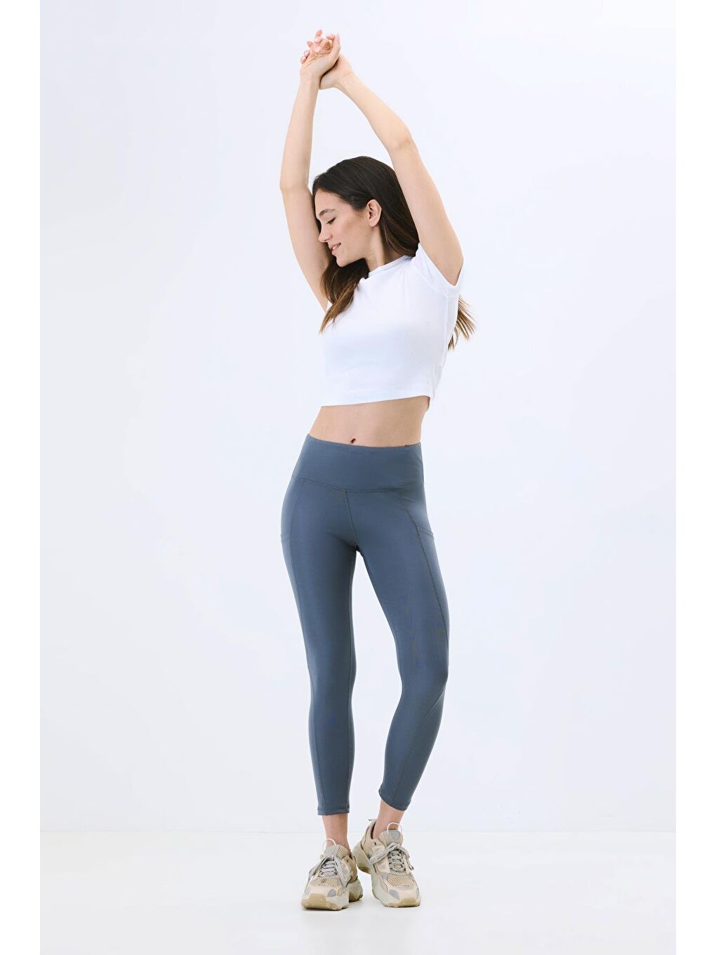 Gri Yüksek Bel Çift Cepli Toparlayıcı Spor Tayt 9416 Füme-1