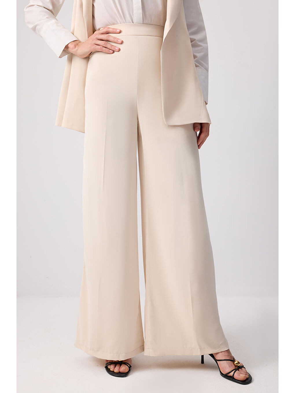 Bej Pileli Kruvaze Yelek Pantolon Takım-4