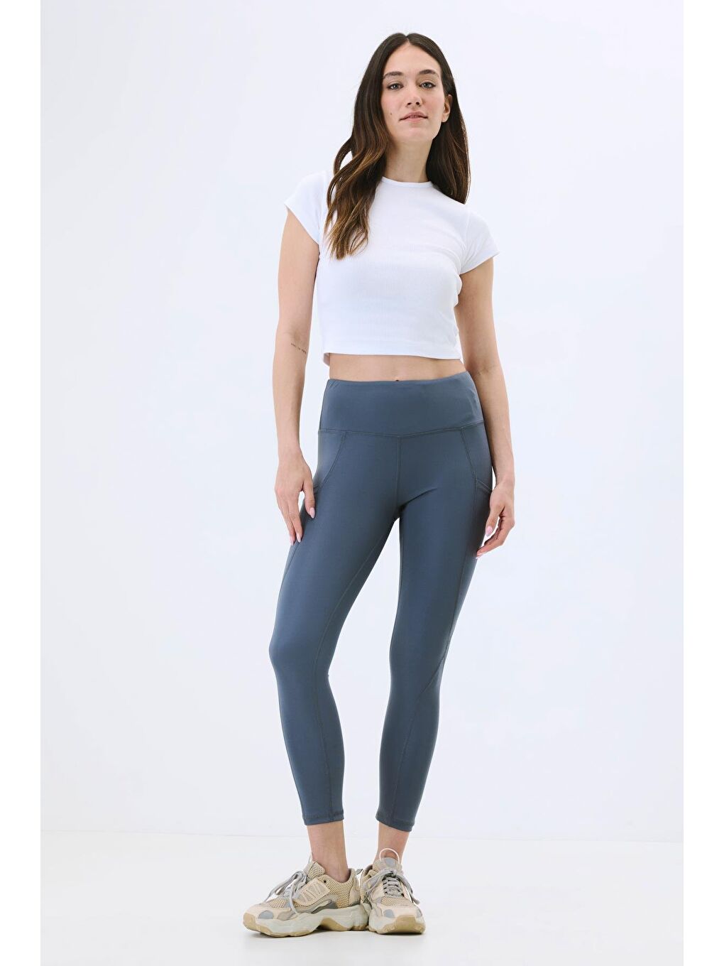 Gri Yüksek Bel Çift Cepli Toparlayıcı Spor Tayt 9416 Füme-3