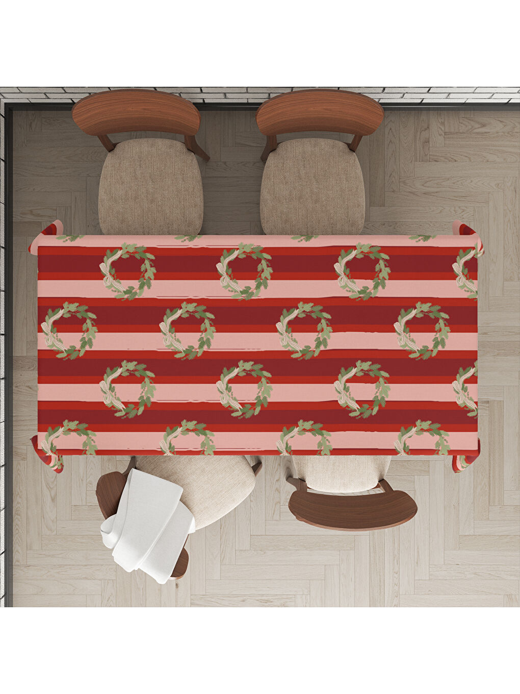 Karışık Yılbaşı Temalı Çelenk Desenli Dijital Baskılı Masa Örtüsü-1