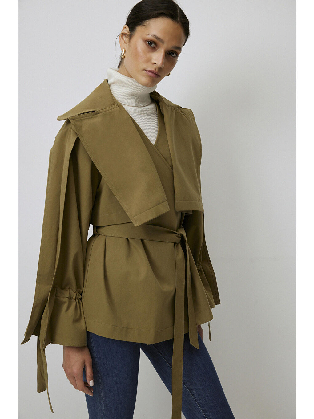 Haki KOLU BÜZGÜLÜ KISA TRENÇKOT-2