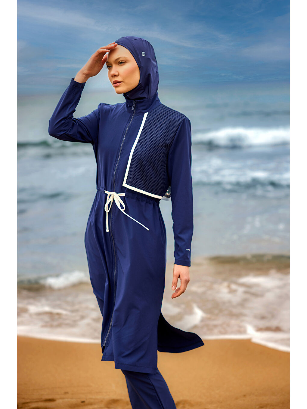 Lacivert Tam Kapalı Tesettür Mayo Tül Detaylı, Ayarlanabilir Büzgülü, Su Tahliyeli M2506-2-3