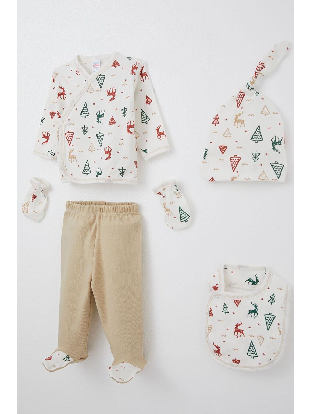 Erkek Bebek Hastane Çıkışı 5 Li Yılbaşı Temalı Geyik Desenli Ekru (0-3 Ay)-1