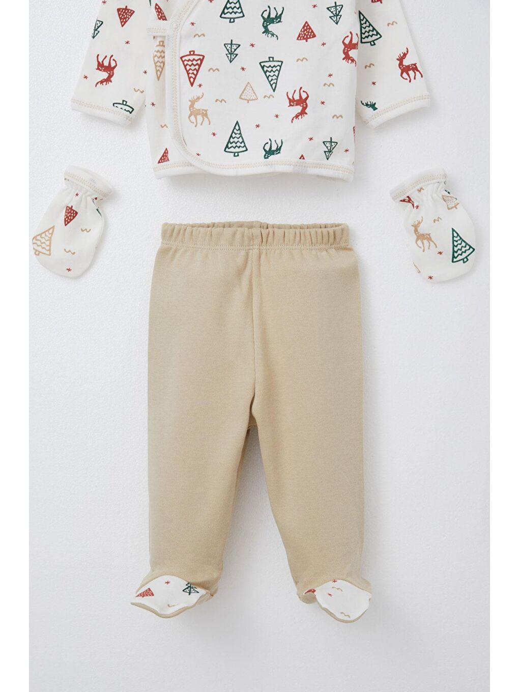 Erkek Bebek Hastane Çıkışı 5 Li Yılbaşı Temalı Geyik Desenli Ekru (0-3 Ay)-3