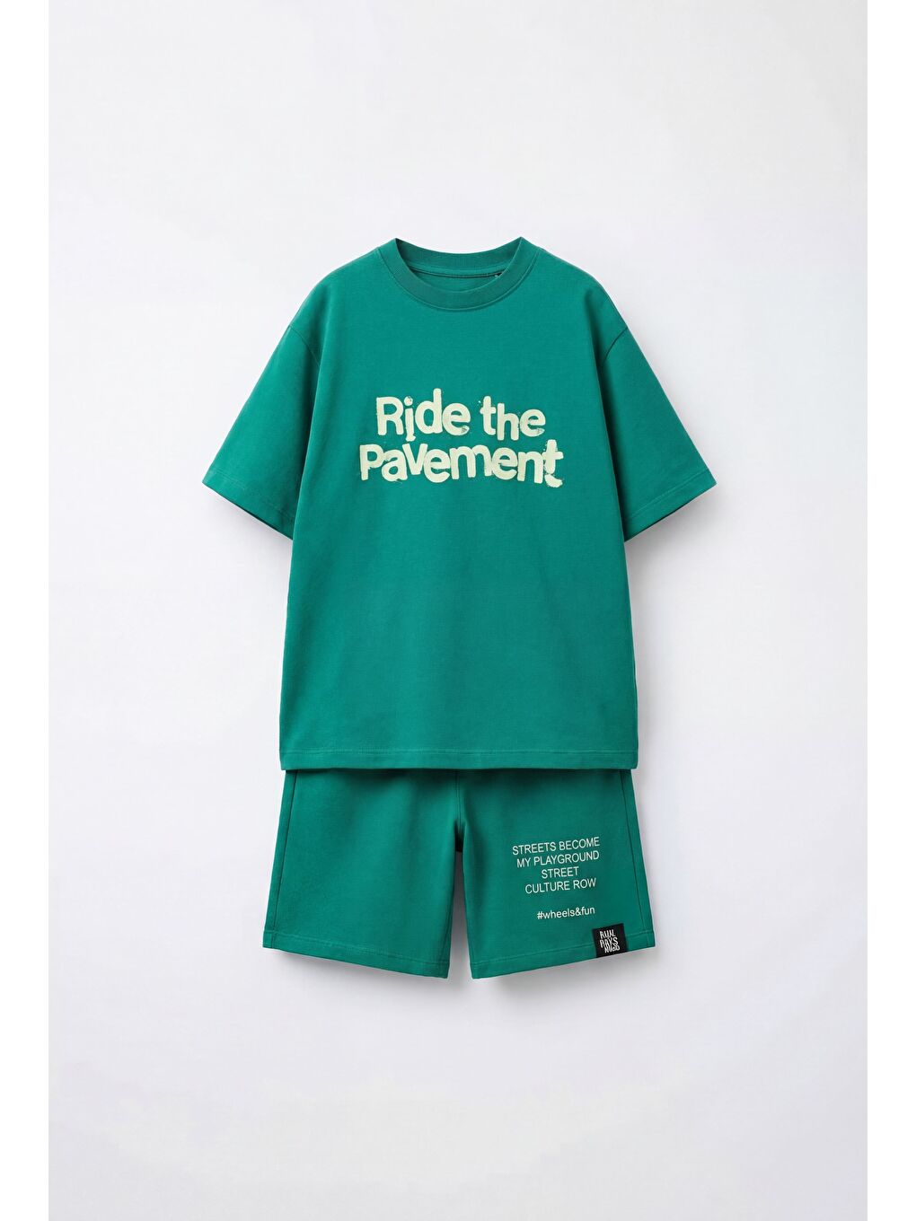 Erkek Çocuk Pamuklu Yeşil Slogan Baskılı Tişört Şort Takım
