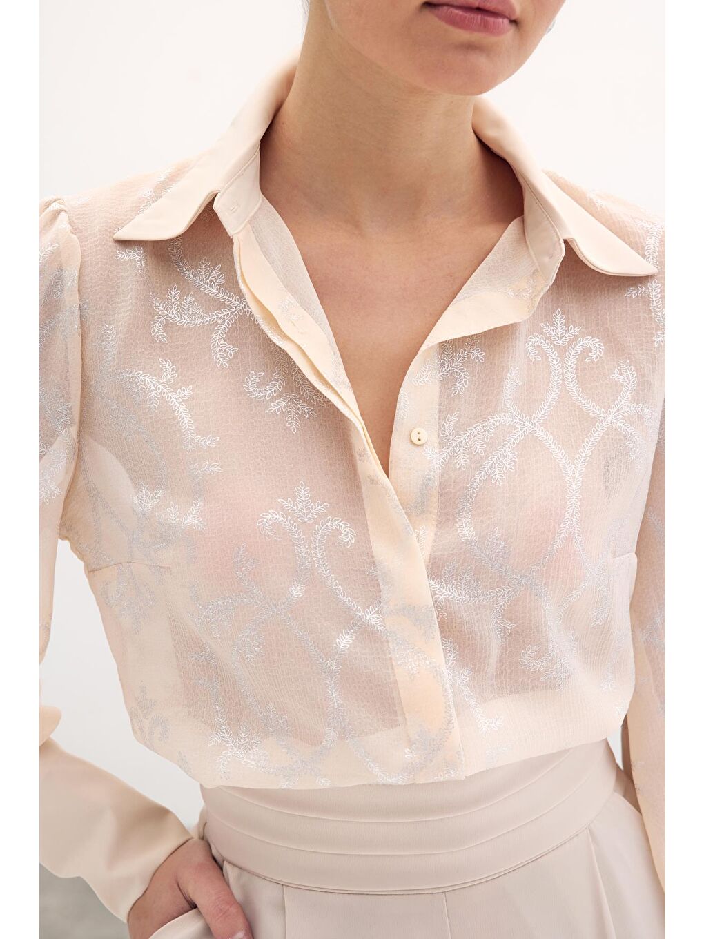 Geniş Manşetli Şifon Gömlek - Bej-4