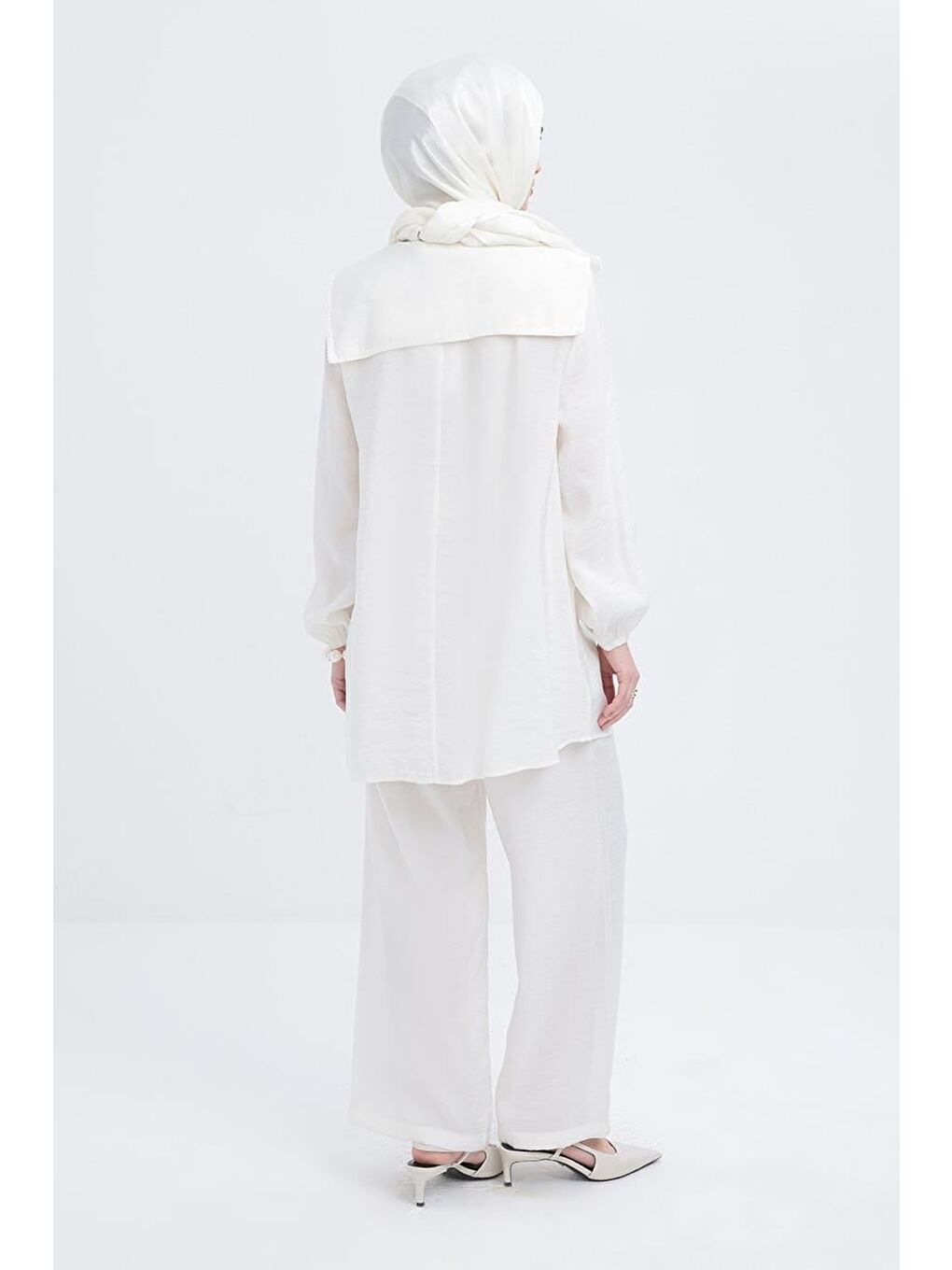 Ekru-Seyyar Yakalı Kolu Lastikli Modal Tunik-3