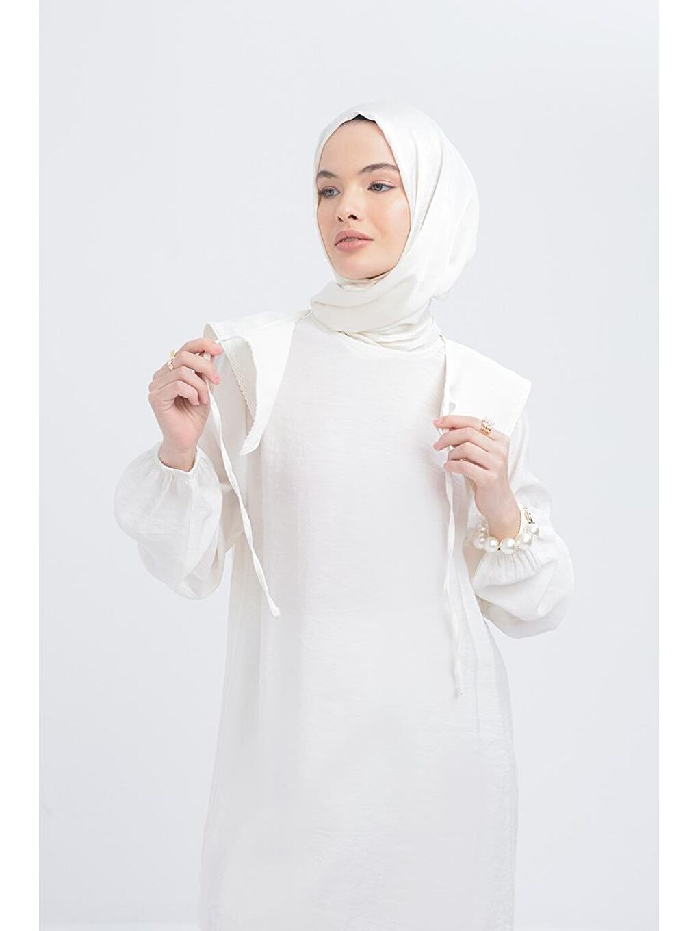 Ekru-Seyyar Yakalı Kolu Lastikli Modal Tunik-4