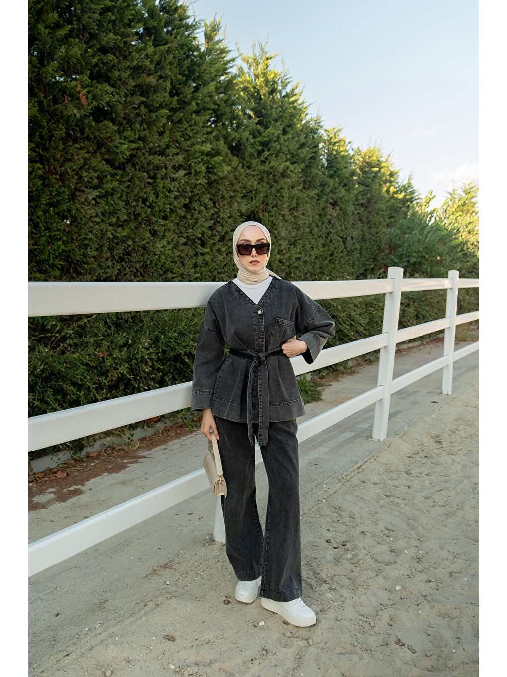 Gri Kadın Kemerli Jean Takım Füme-3