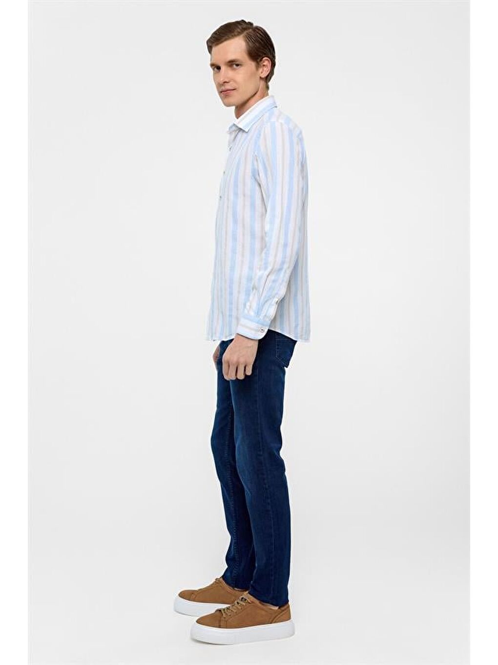 Buz Mavi Slim Düz Klasik Yaka Gömlek-4