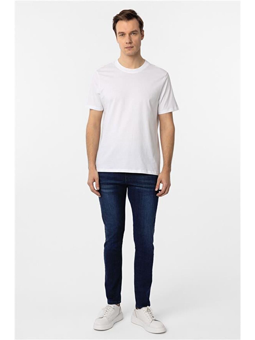 Beyaz Regular Düz Bisiklet Yaka Tişört-4