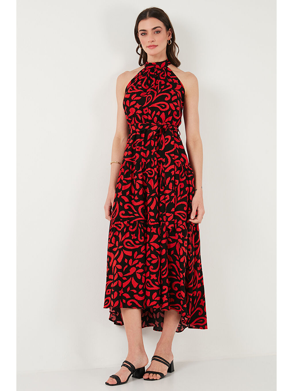 Siyah Desenli Regular Fit Halter Yaka Kemerli Midi Boy Kadın Elbise 6772030-3