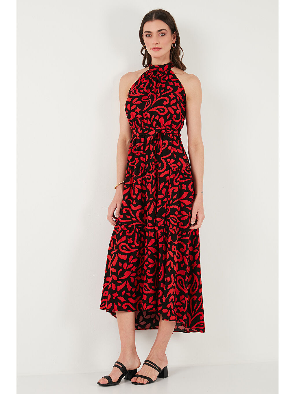 Siyah Desenli Regular Fit Halter Yaka Kemerli Midi Boy Kadın Elbise 6772030-4