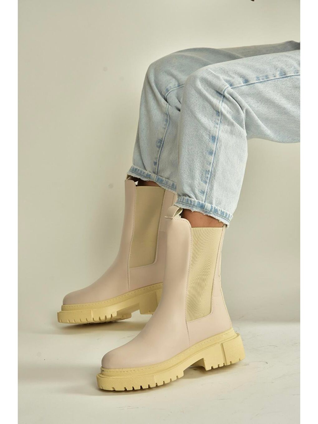 Bej Kadın Bot V652649009-1