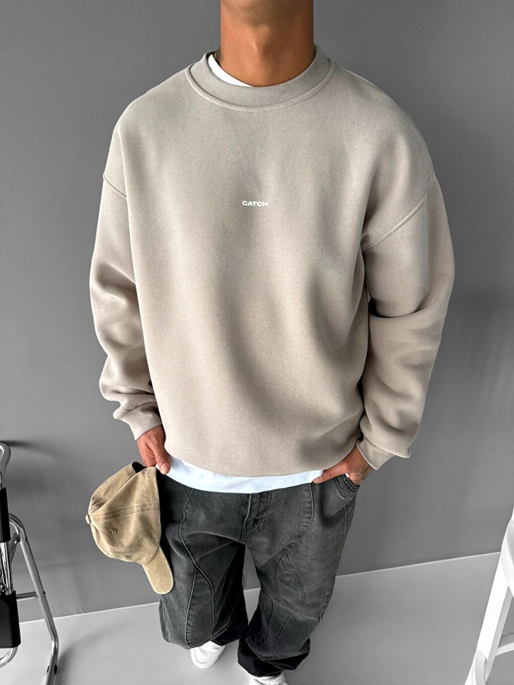 Bej Erkek Rahat Kalıp Baskılı Yuvarlak Yaka Sweatshirt Taş-1