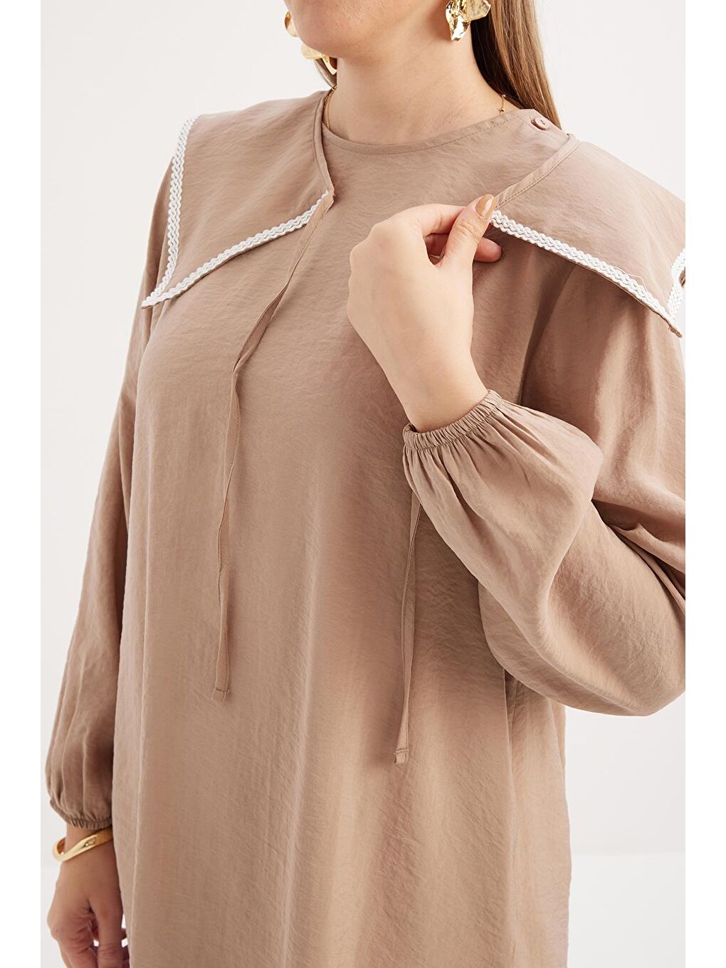 Bej Vizon-Seyyar Yakalı Kolu Lastikli Modal Tunik-5