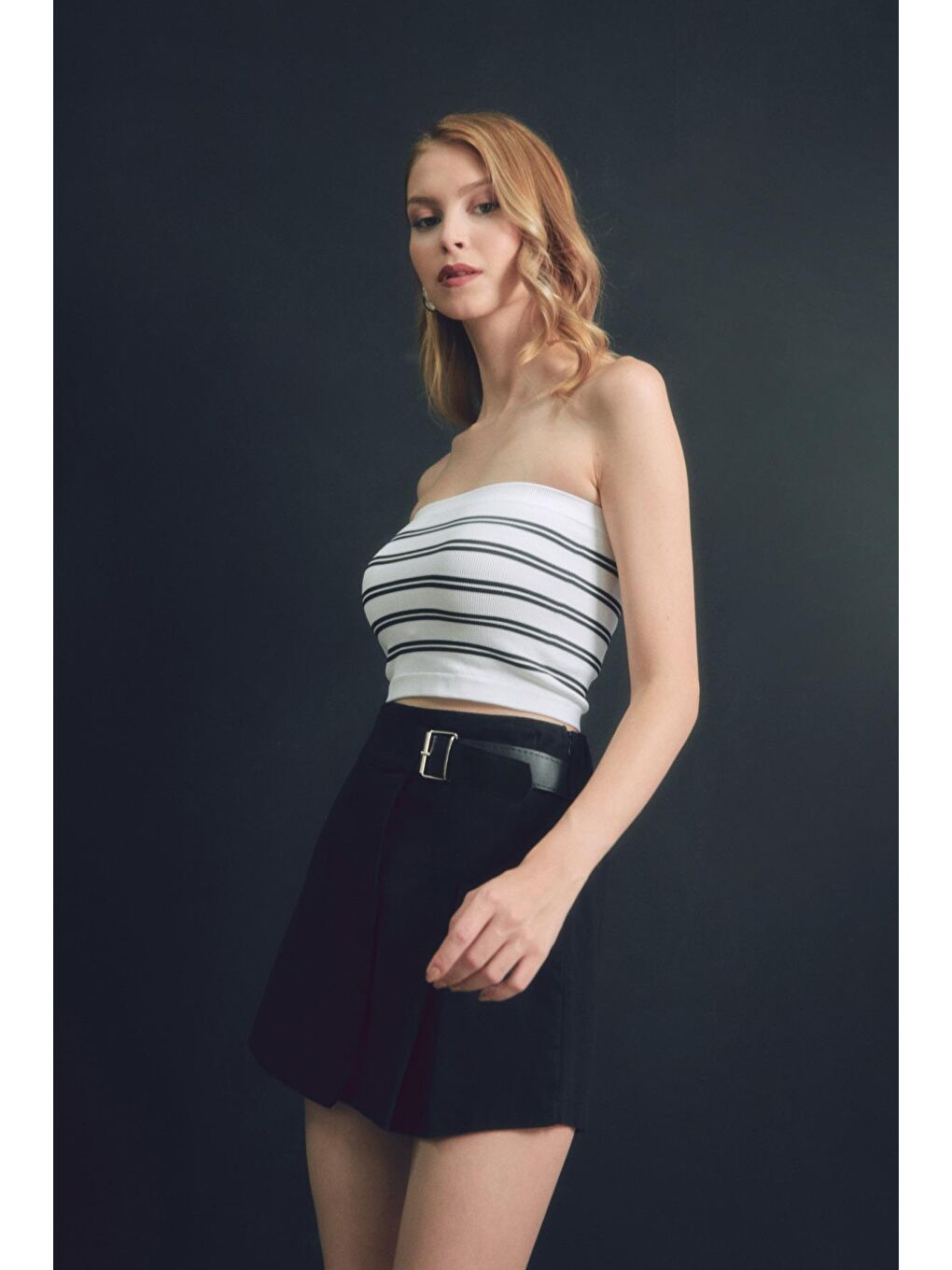 Beyaz Çizgili Straplez Büstiyer-1