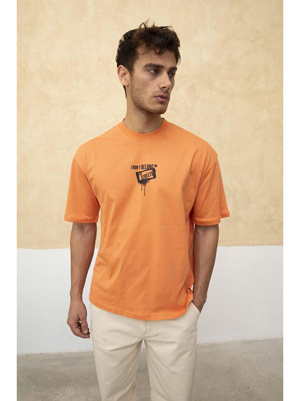 Turuncu Erkek Ön ve Arka Baskılı Regular Fit Tişört-1