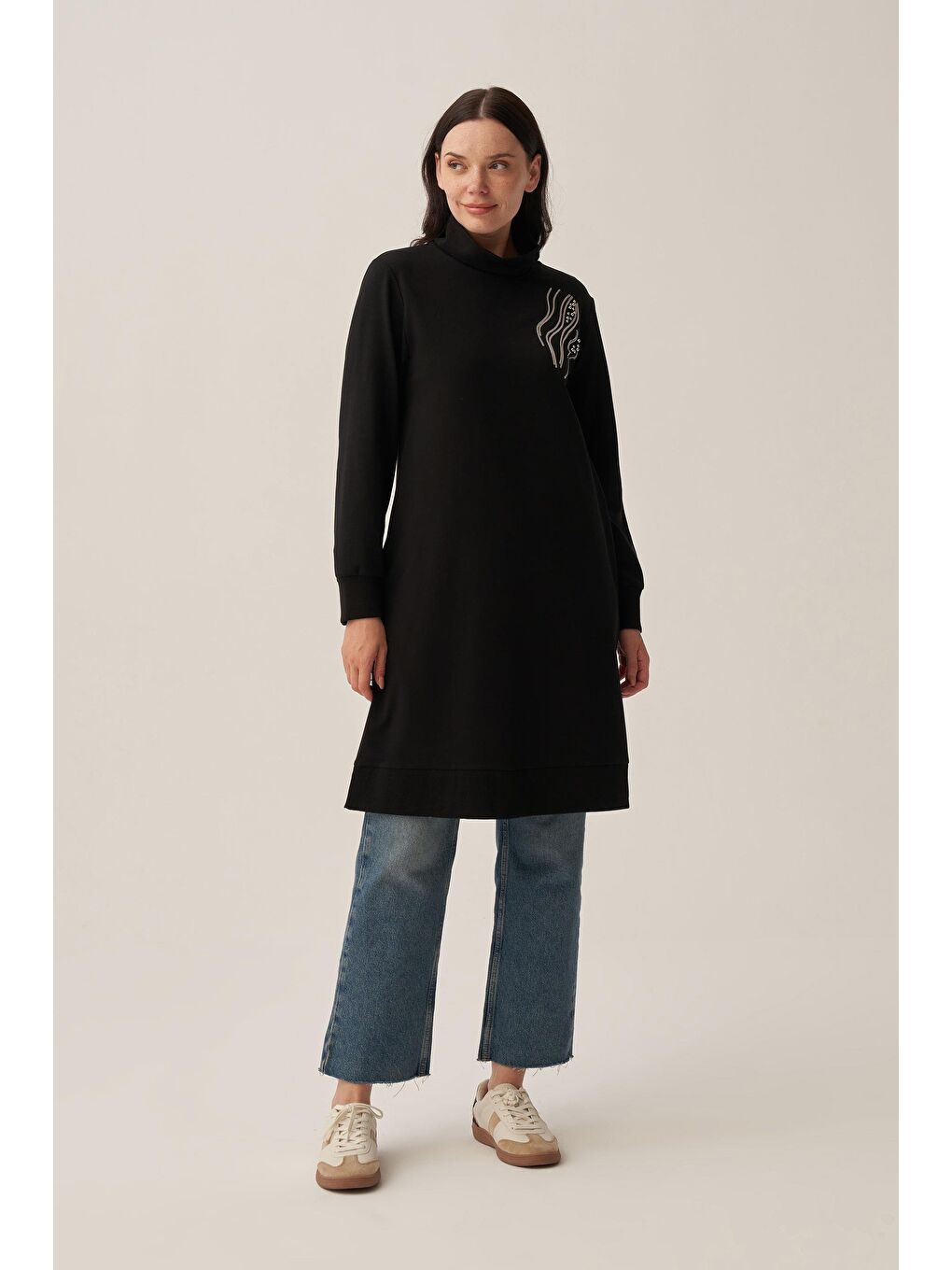 Siyah-Taş İşlemeli Pamuklu Tunik-1
