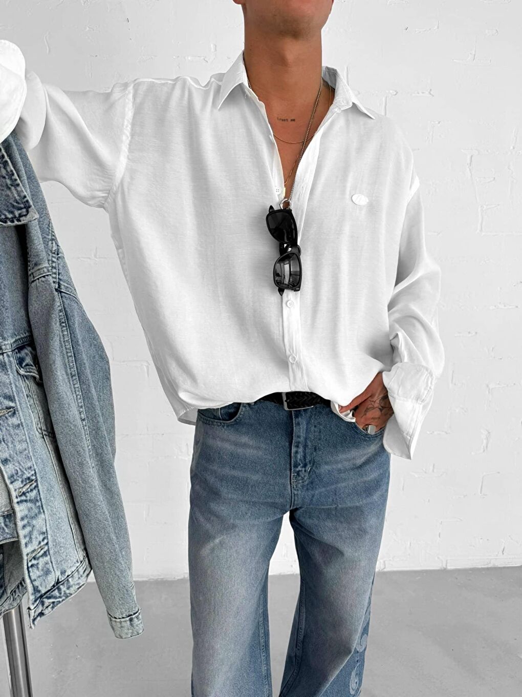 Erkek Uzun Kollu Rahat Kesim Oversize İnce Gömlek Beyaz-2