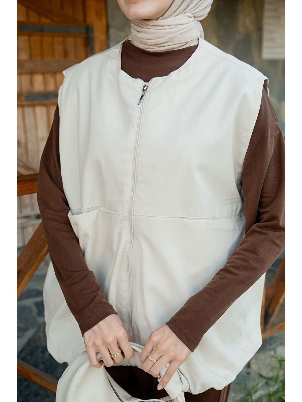 Kadın Bisiklet Yaka Yelek Ekru-3