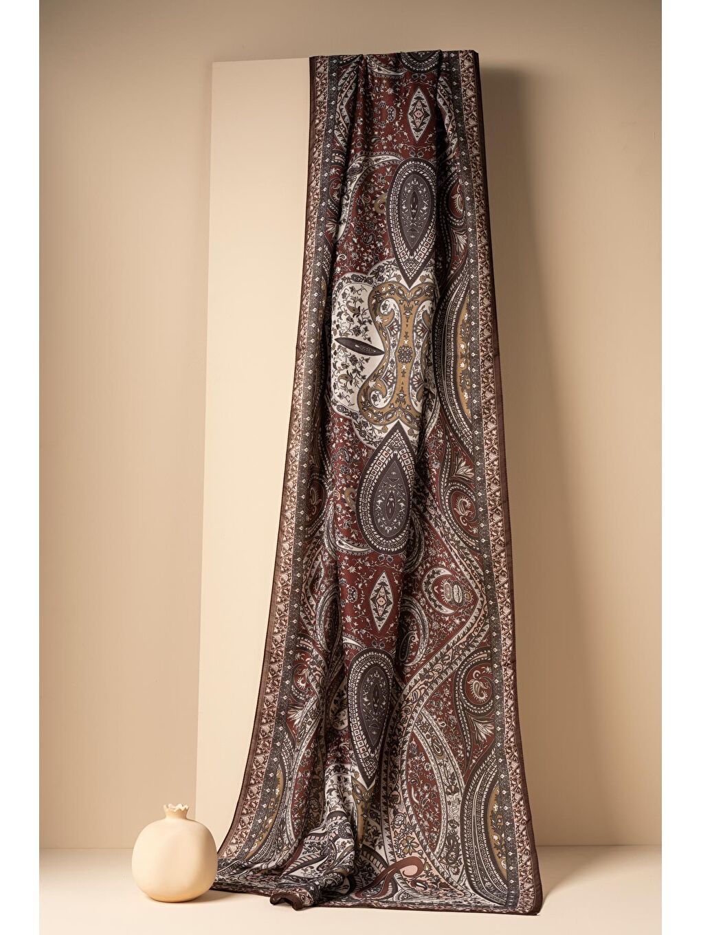 Kahverengi Kadın Etnik Desen Soft Şal Prusa 152.04.0003