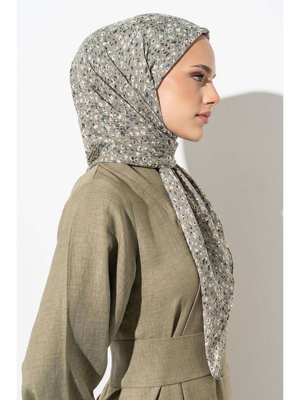 Turkuaz Kadın Tesettür Kırışmaz Bürümcük Eşarp-4