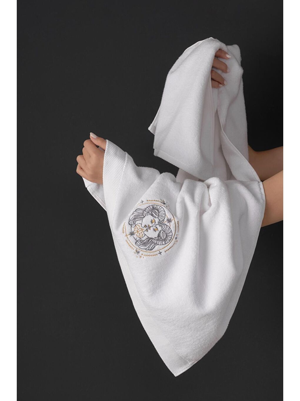 Varol Beyaz %100 Microcotton Üst Kalite Havlu Seti Burç Nakışl - 4
