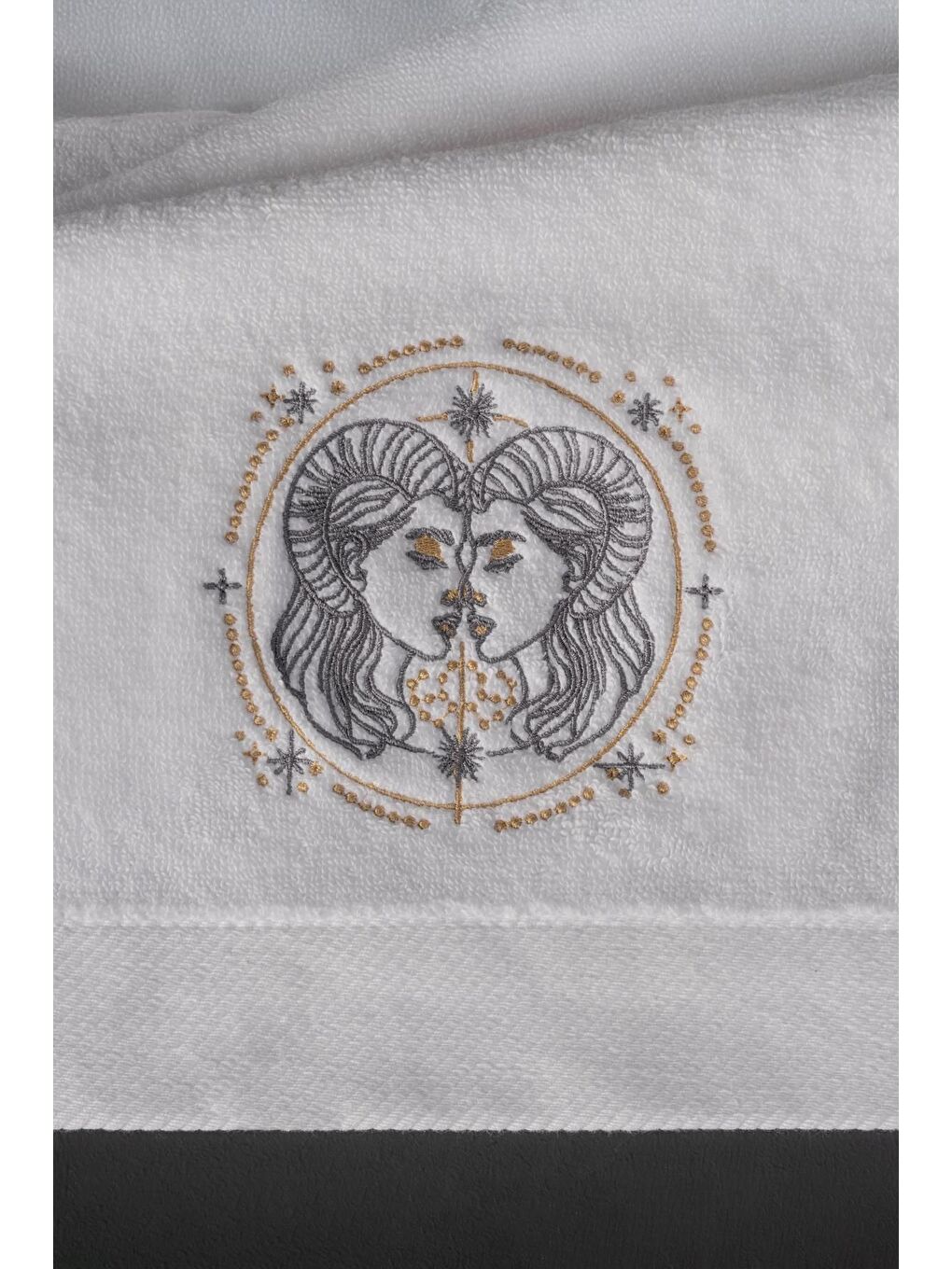Varol Beyaz %100 Microcotton Üst Kalite Havlu Seti Burç Nakışl - 5