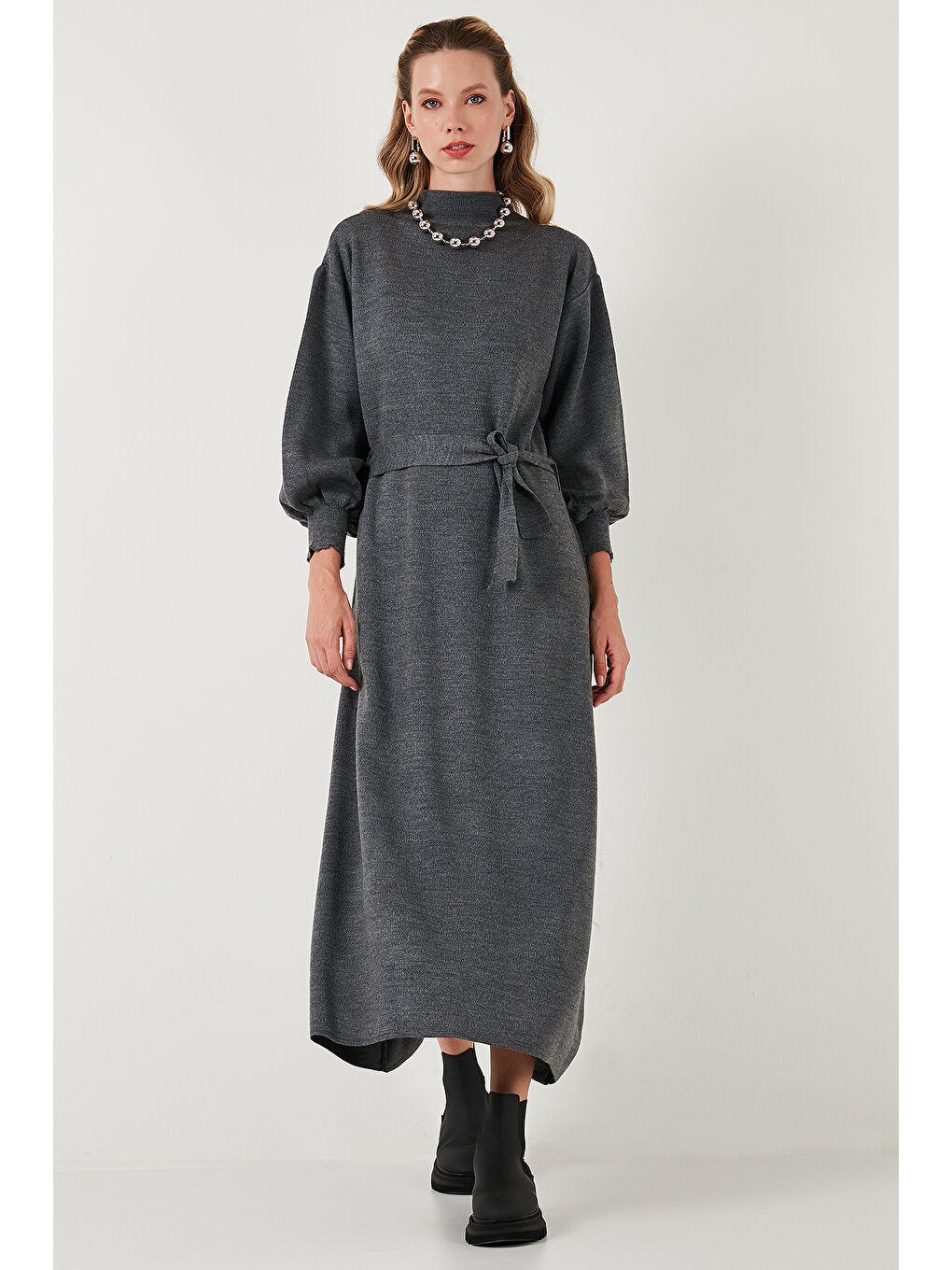 Gri Modest Relaxed Fit Bisiklet Yaka Triko Kadın Elbise 4616198-2