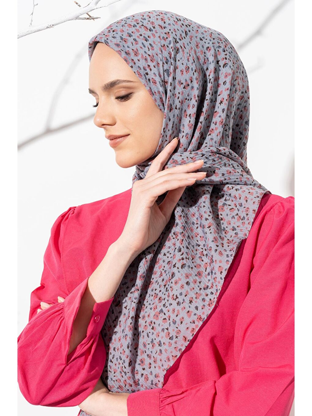 Gri Kadın Tesettür Kırışmaz Bürümcük Eşarp-1