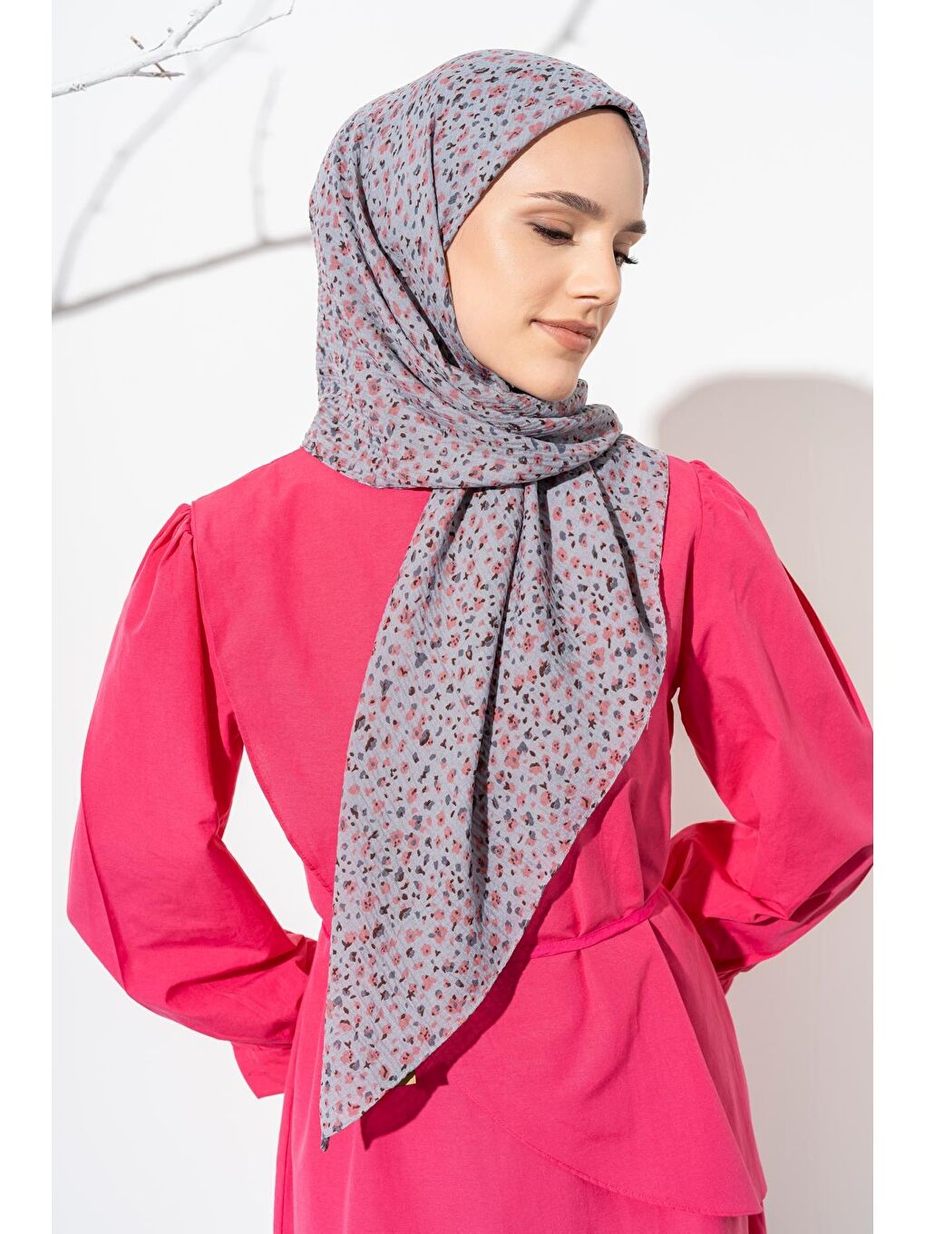 Gri Kadın Tesettür Kırışmaz Bürümcük Eşarp-2