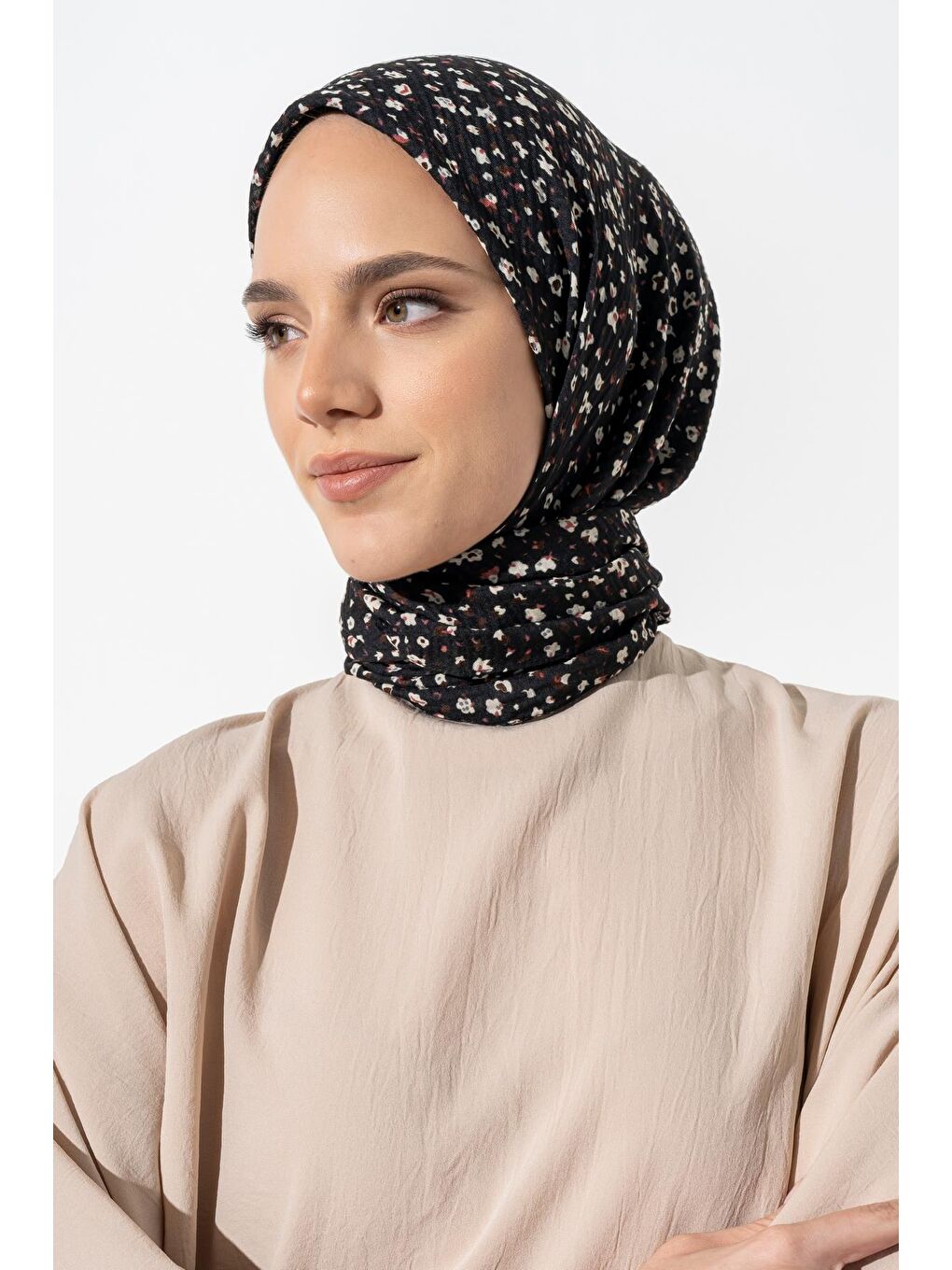 Siyah Kadın Tesettür Kırışmaz Bürümcük Eşarp-1