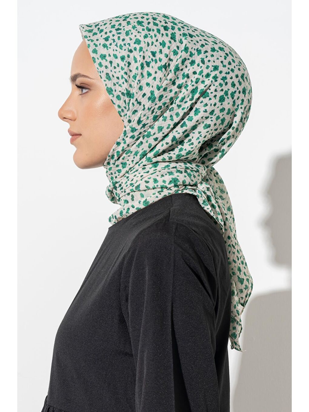 Mor Kadın Tesettür Kırışmaz Bürümcük Eşarp-4