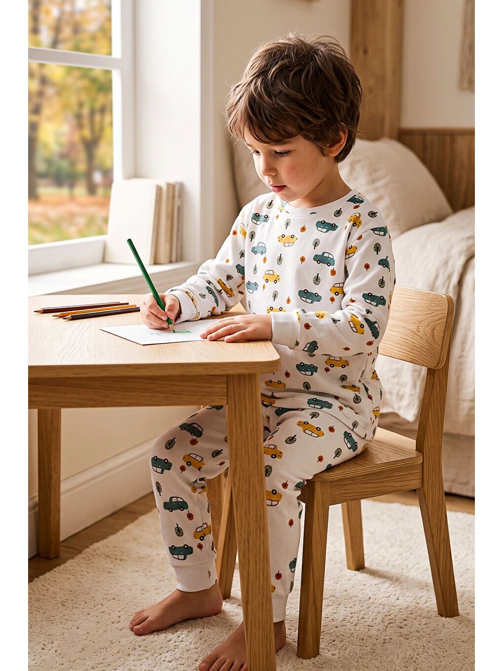 Beyaz Araba Desenli %100 Pamuk Süprem Kumaş Erkek Bebek - Çocuk Pijama Takımı-4
