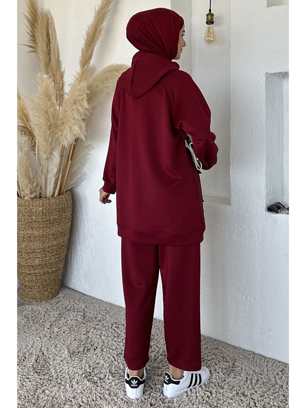 Bordo Kapitoneli Broş Detaylı Kapüşonlu Tesettür Tunik Bel Lastikli Pantolon İkili Takım-6