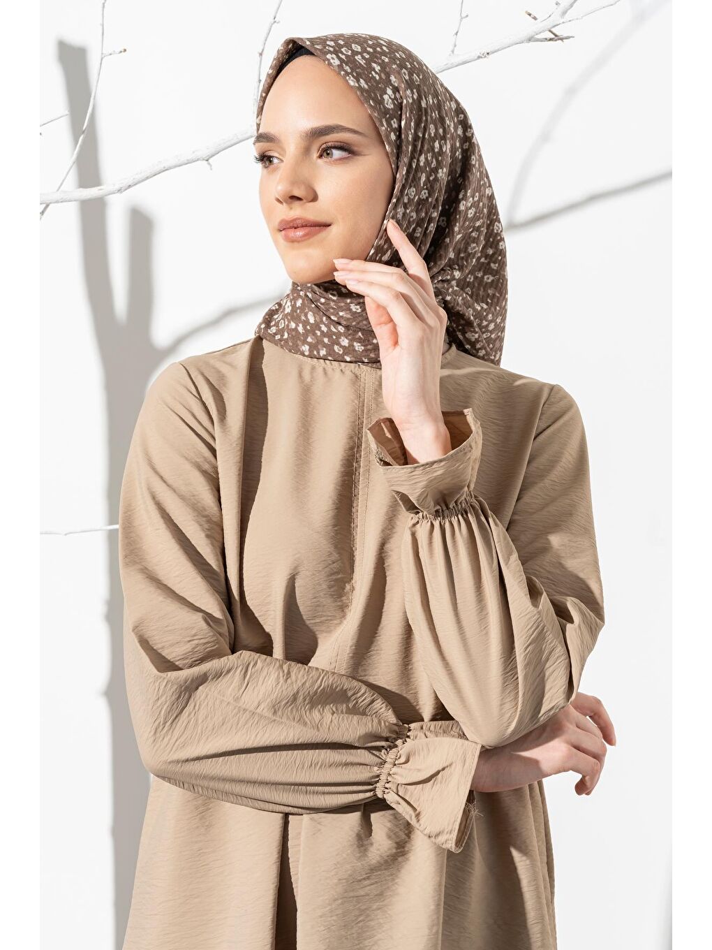 Kahverengi Kadın Tesettür Kırışmaz Bürümcük Eşarp-2