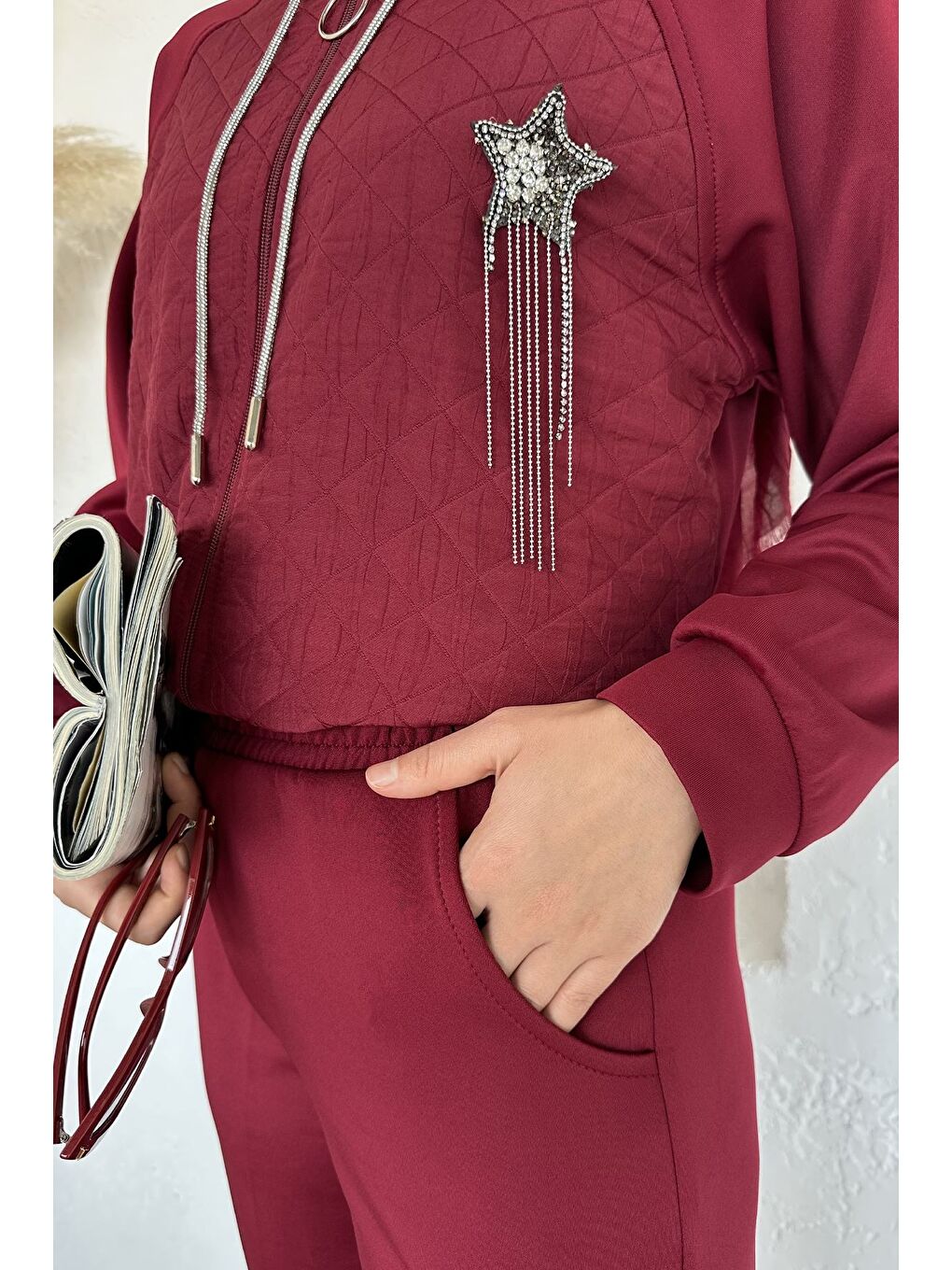 Bordo Kapitoneli Broş Detaylı Kapüşonlu Tesettür Tunik Bel Lastikli Pantolon İkili Takım-8