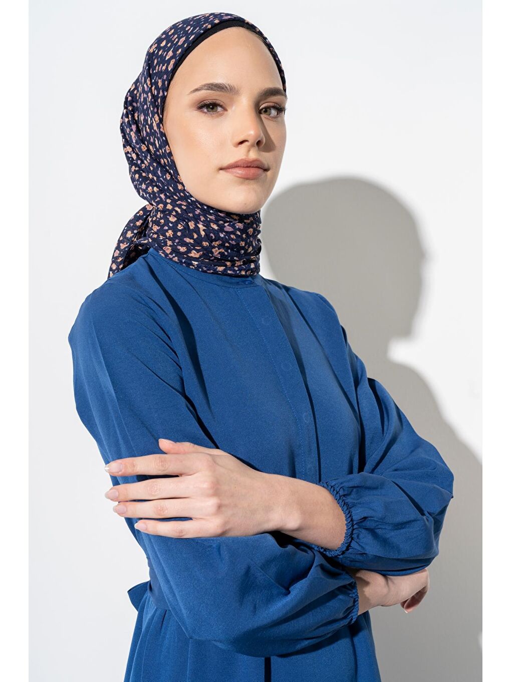 Lacivert Kadın Tesettür Kırışmaz Bürümcük Eşarp-1