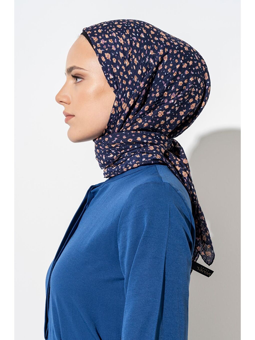 Lacivert Kadın Tesettür Kırışmaz Bürümcük Eşarp-4